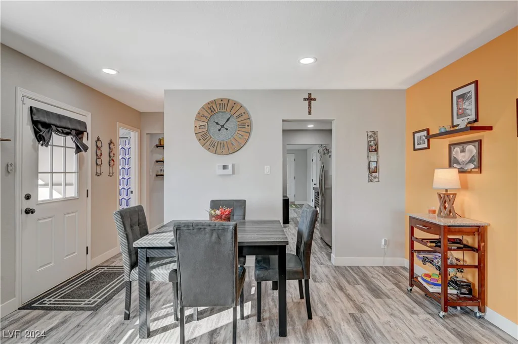 1829 Sweeney, Las Vegas, NV 89104