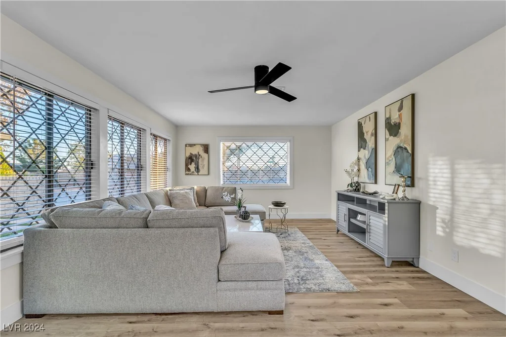 5858 El Parque, Las Vegas, NV 89146