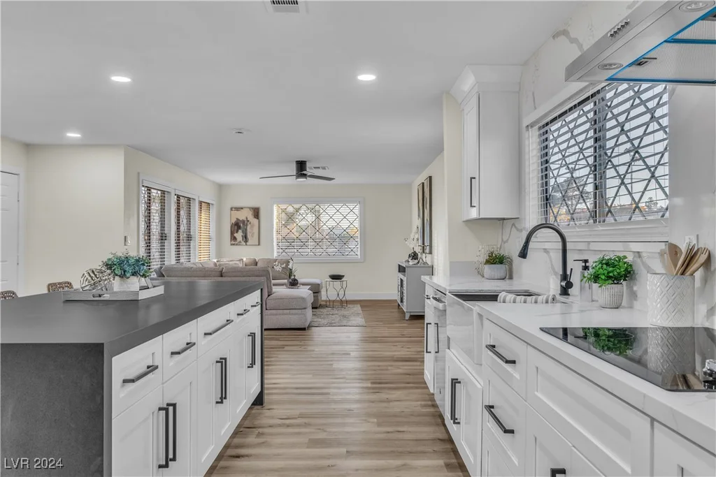 5858 El Parque, Las Vegas, NV 89146