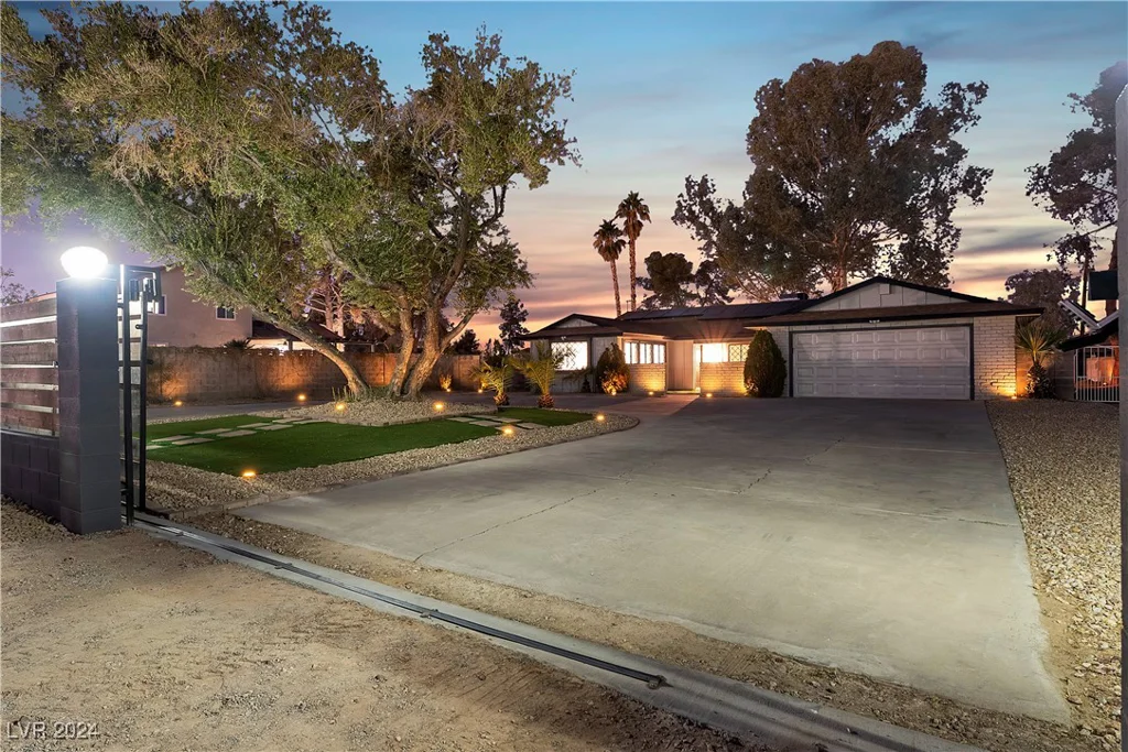 5858 El Parque, Las Vegas, NV 89146