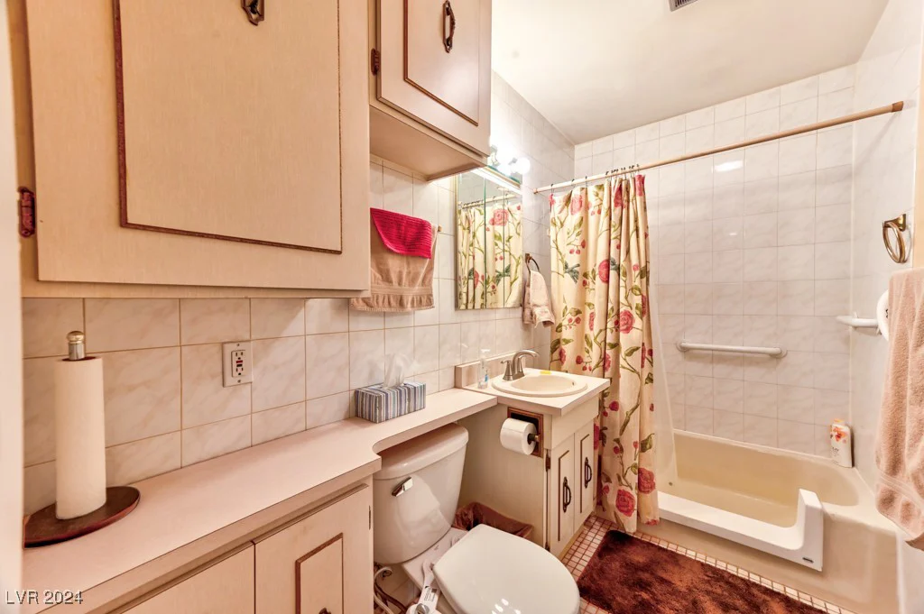 123 Fir, Henderson, NV 89015