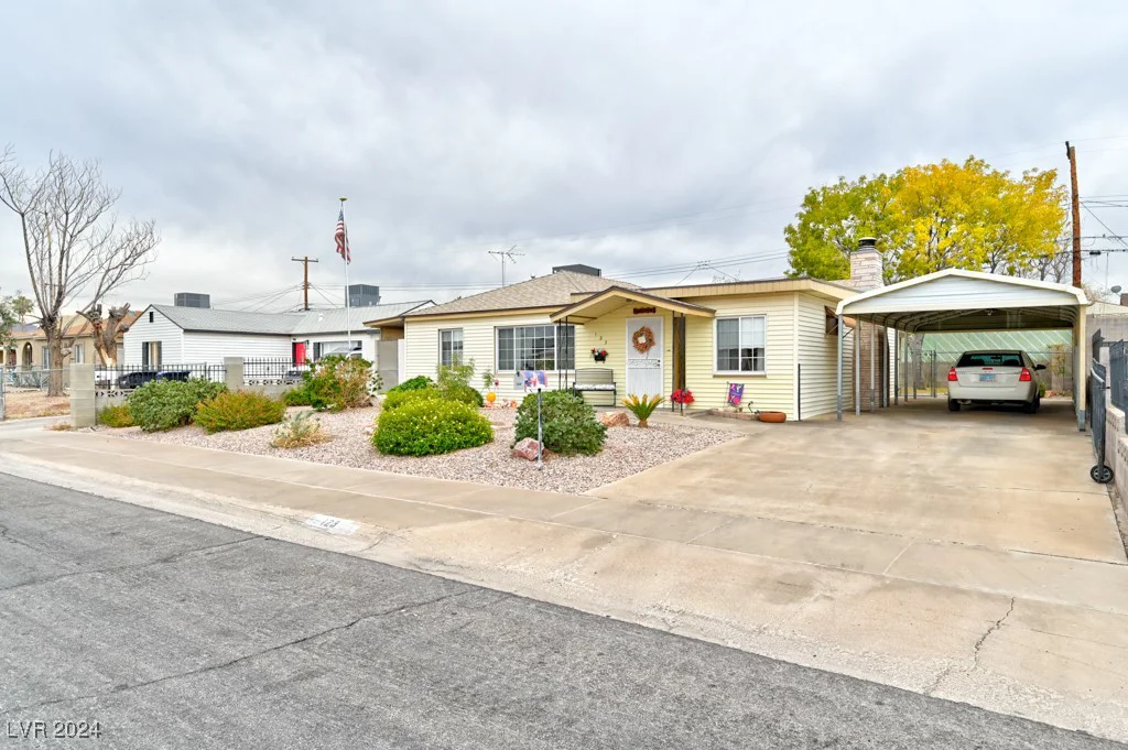 123 Fir, Henderson, NV 89015