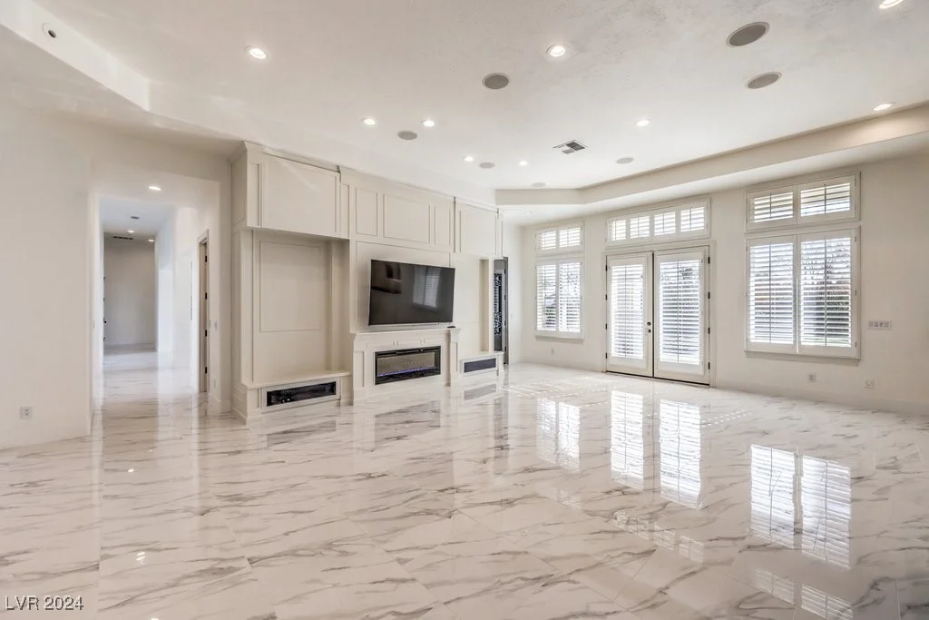 9805 Winter Palace, Las Vegas, NV 89145