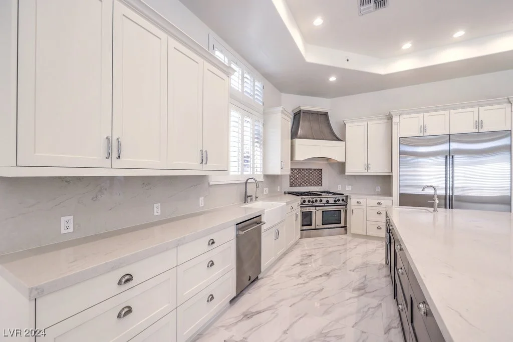 9805 Winter Palace, Las Vegas, NV 89145
