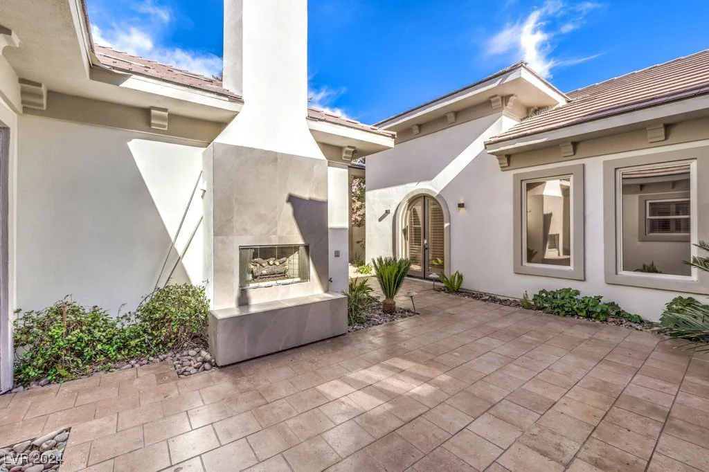 9805 Winter Palace, Las Vegas, NV 89145