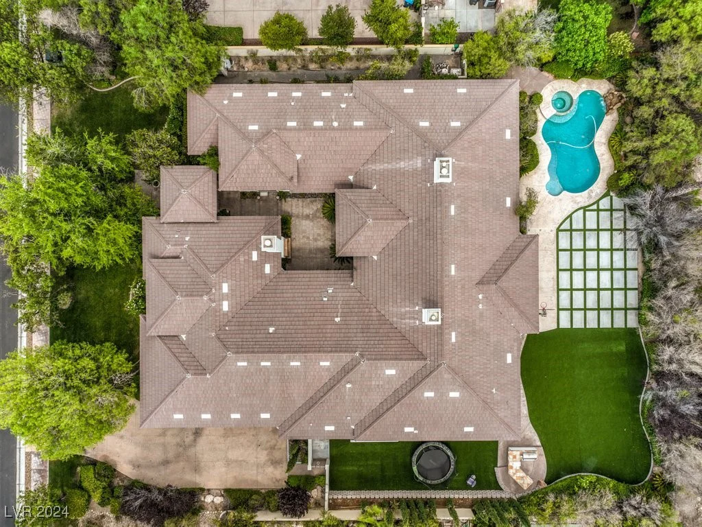 9805 Winter Palace, Las Vegas, NV 89145