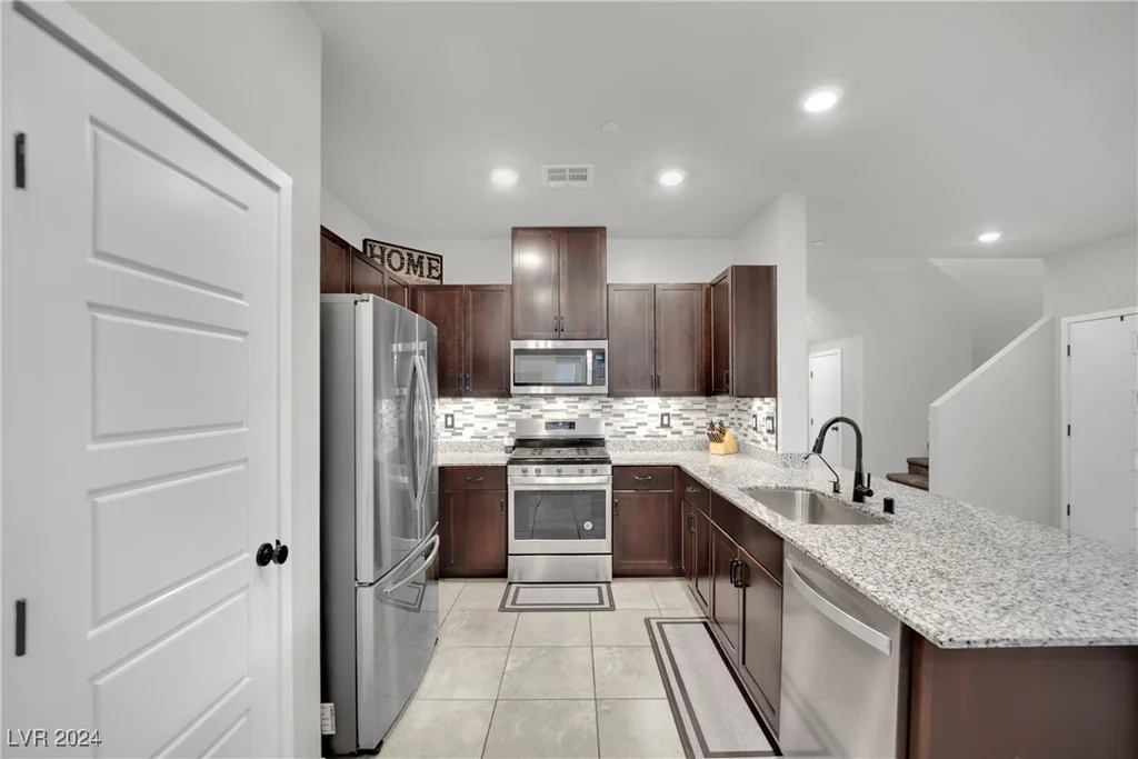 4479 Stardust Moon, North Las Vegas, NV 89084