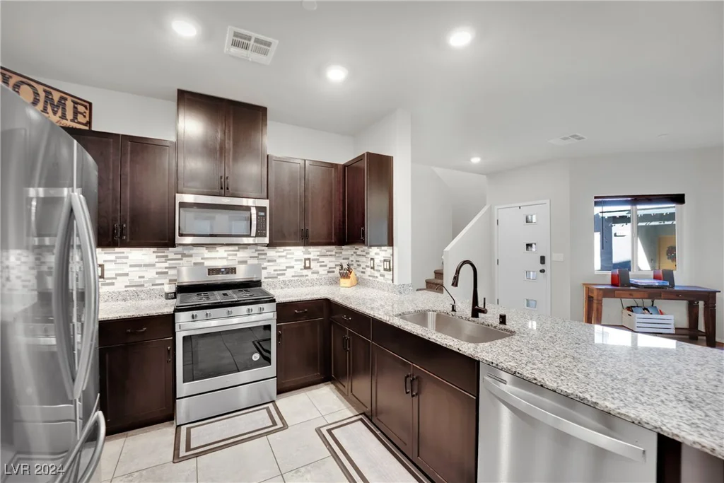 4479 Stardust Moon, North Las Vegas, NV 89084