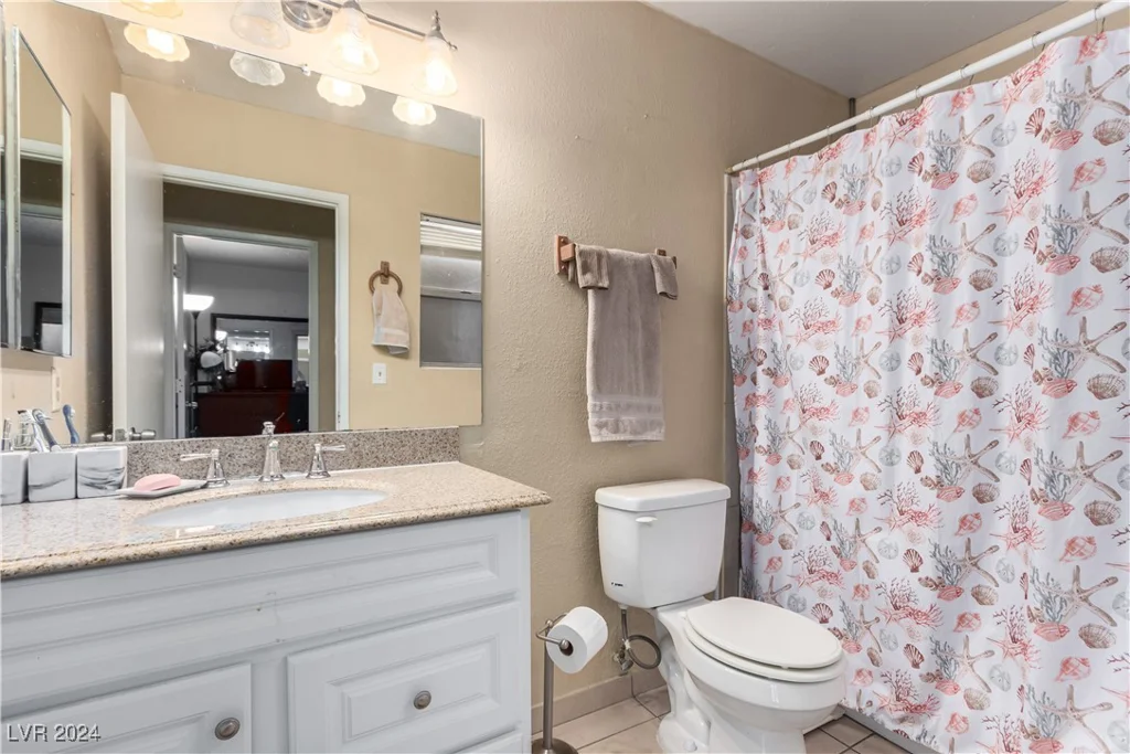 6245 Don Zarembo, Las Vegas, NV 89108