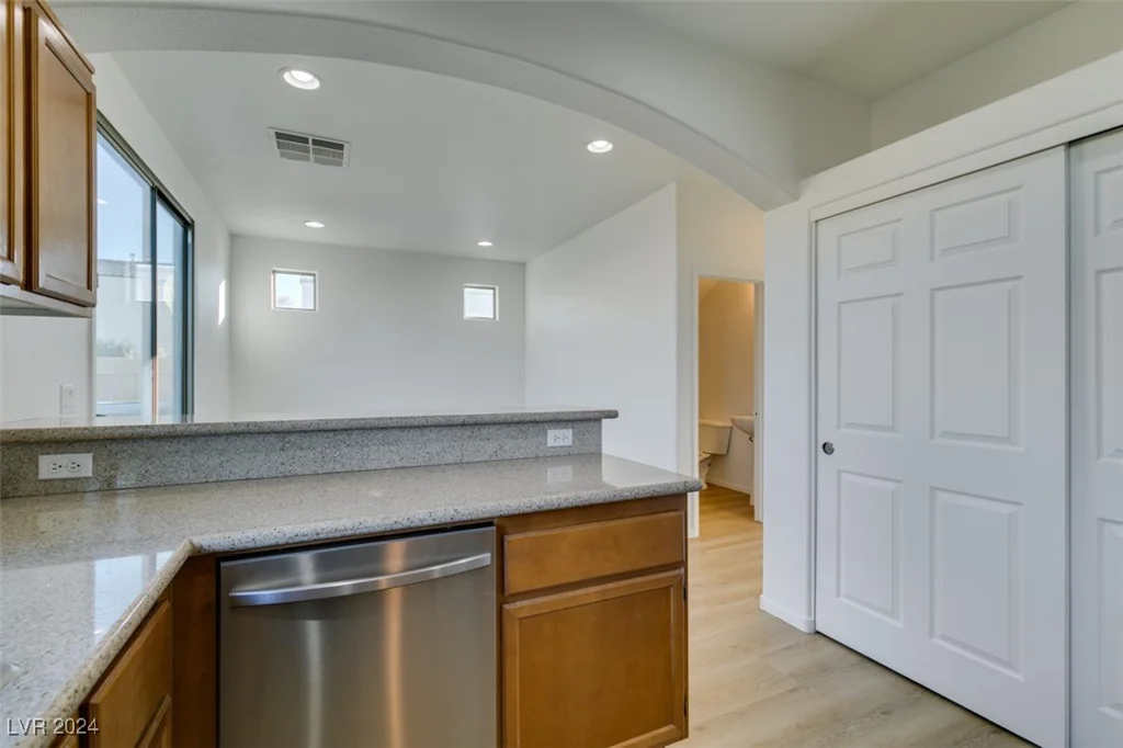 1898 Versante, Las Vegas, NV 89183