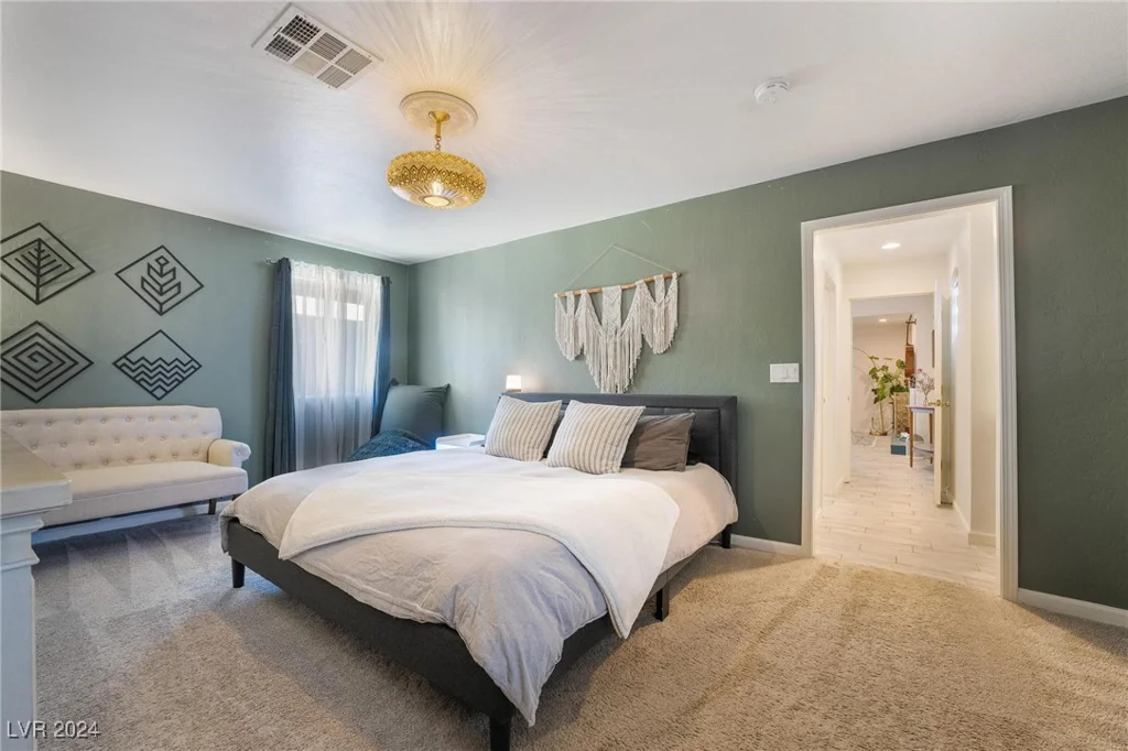 1671 Commanche, Las Vegas, NV 89169