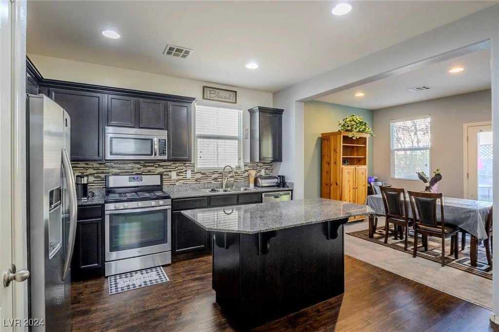 7488 Bakewell, Las Vegas, NV 89179