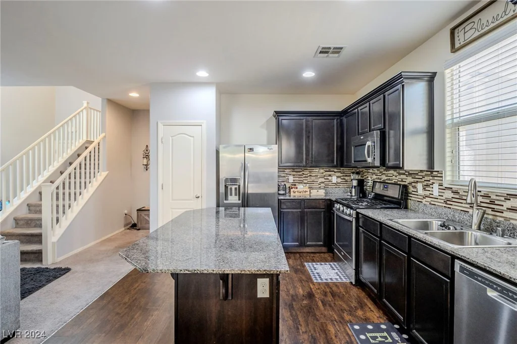 7488 Bakewell, Las Vegas, NV 89179