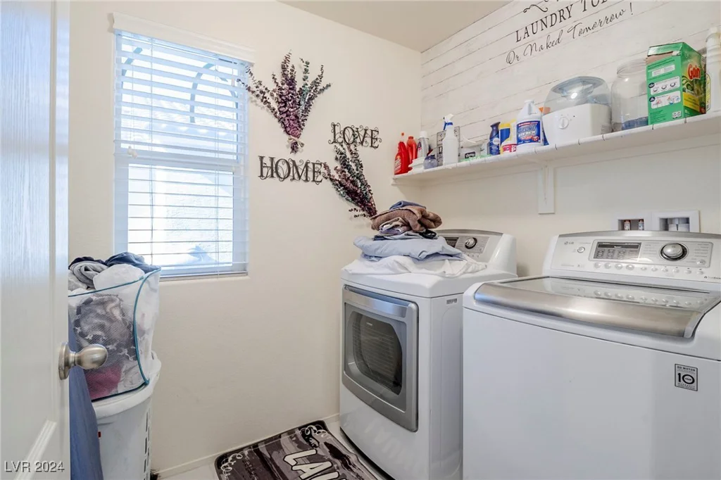 7488 Bakewell, Las Vegas, NV 89179