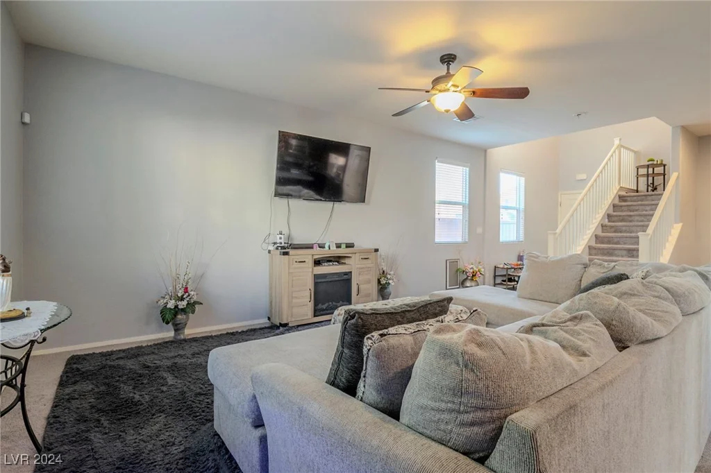 7488 Bakewell, Las Vegas, NV 89179