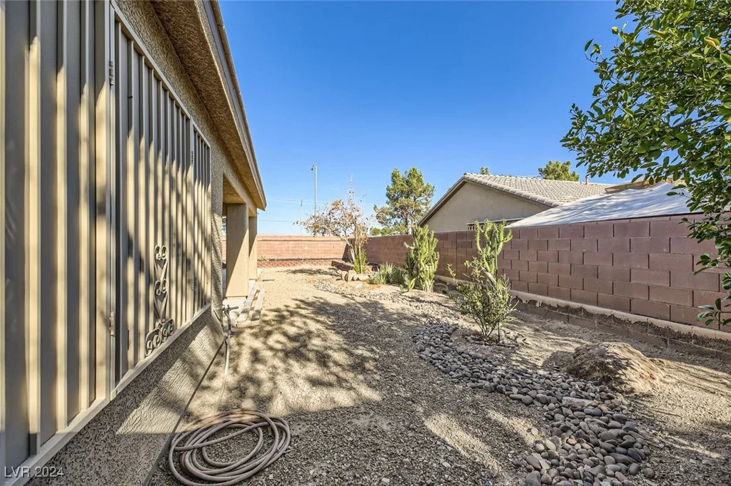 3306 American Mustang, Las Vegas, NV 89122