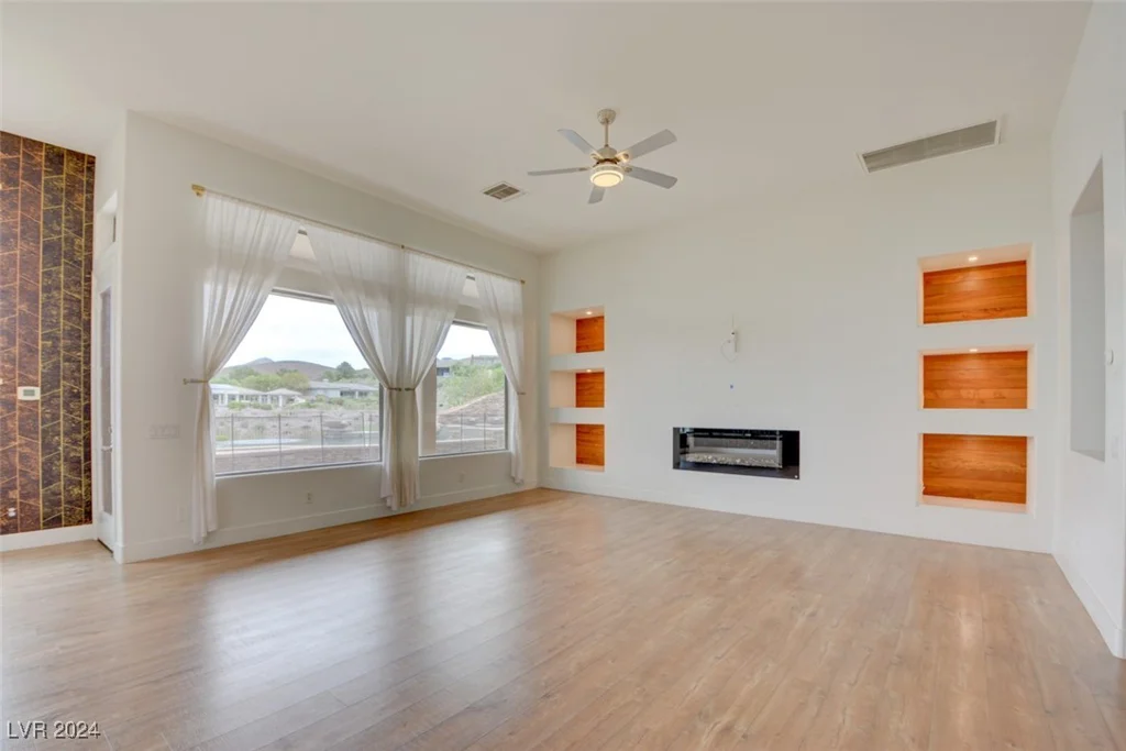 18 Wade Hampton, Henderson, NV 89052