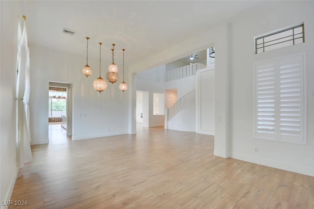 18 Wade Hampton, Henderson, NV 89052