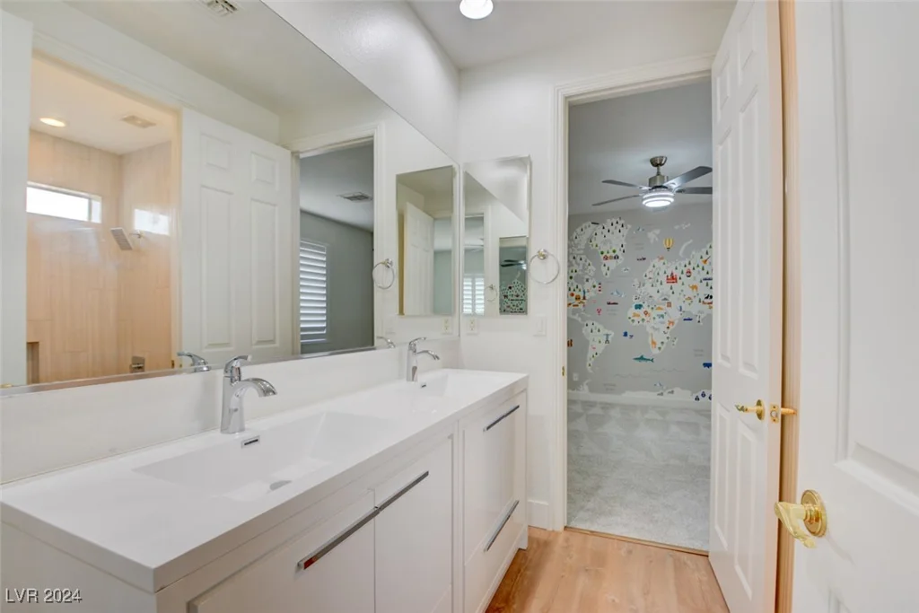 18 Wade Hampton, Henderson, NV 89052