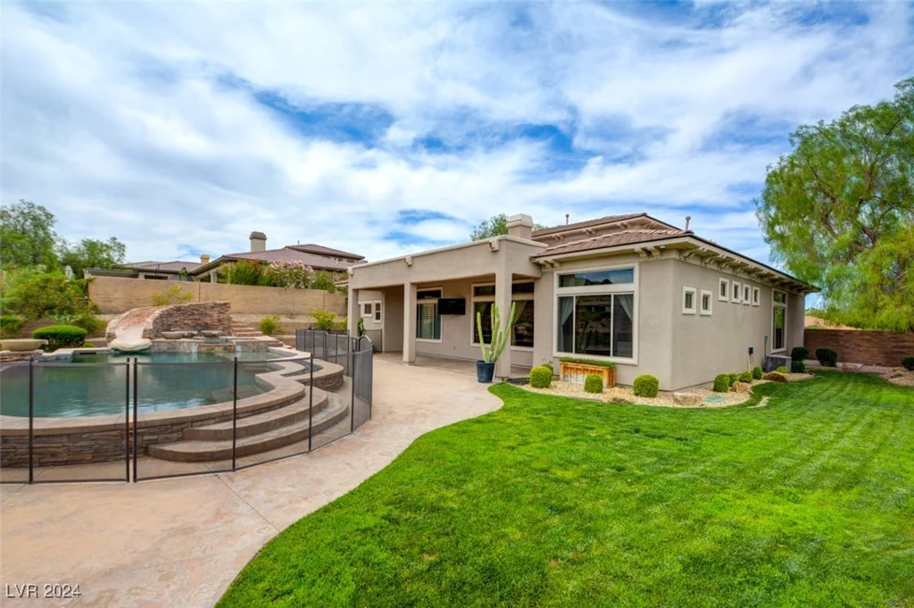 18 Wade Hampton, Henderson, NV 89052