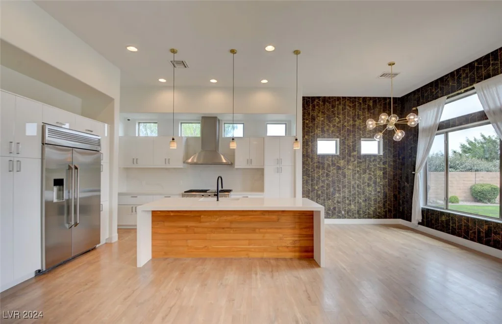 18 Wade Hampton, Henderson, NV 89052