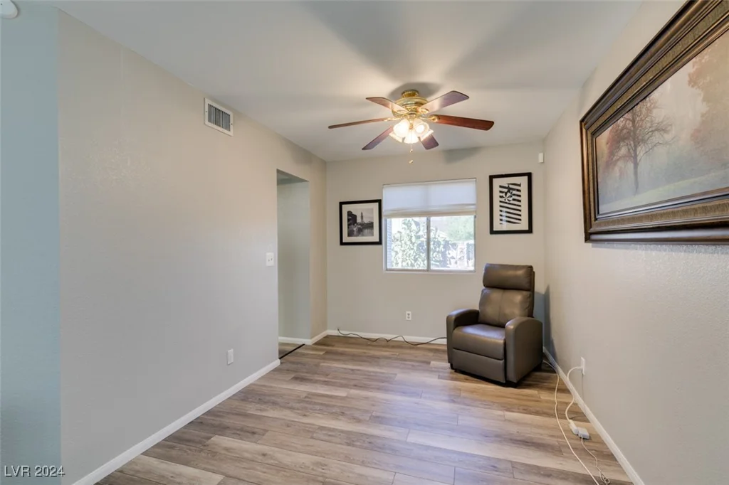 814 Crabapple, Henderson, NV 89002