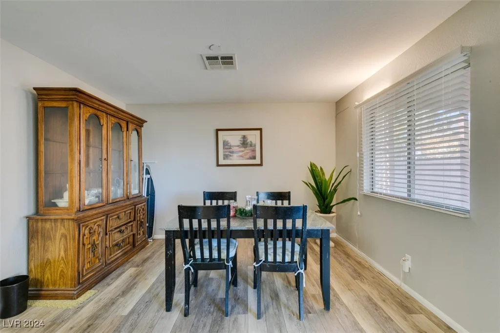 814 Crabapple, Henderson, NV 89002