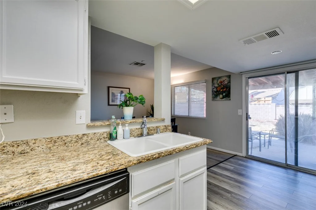 814 Crabapple, Henderson, NV 89002