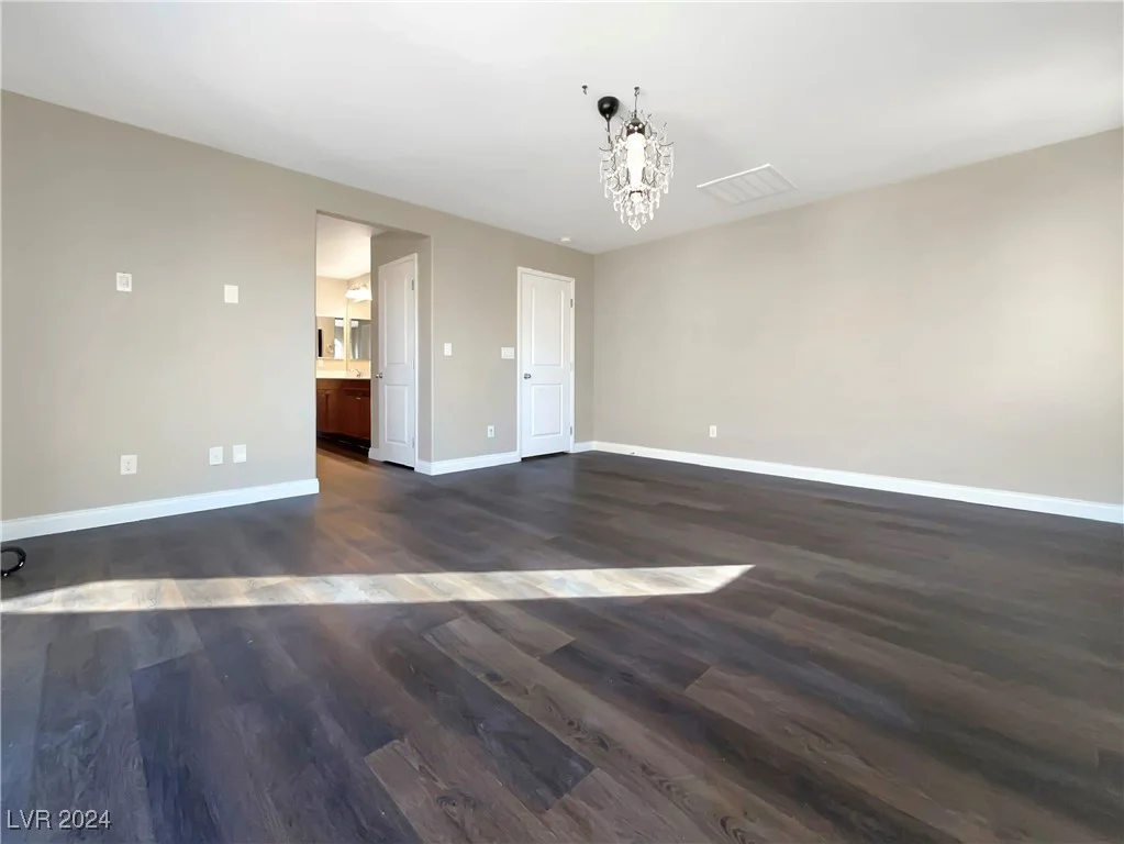 320 Slaters Glen, North Las Vegas, NV 89084