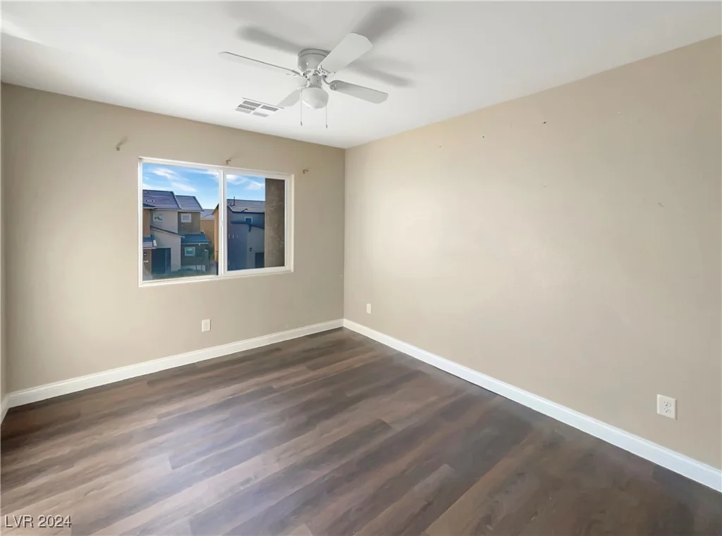 320 Slaters Glen, North Las Vegas, NV 89084