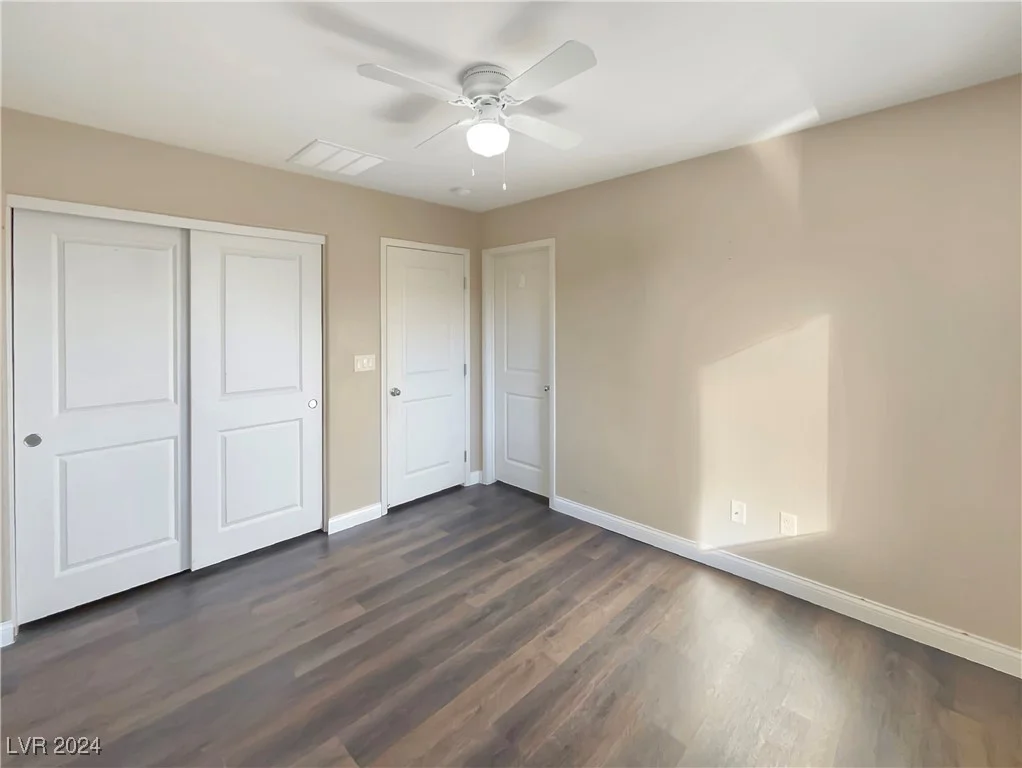 320 Slaters Glen, North Las Vegas, NV 89084