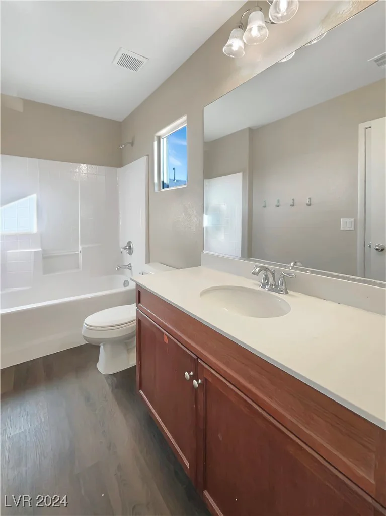 320 Slaters Glen, North Las Vegas, NV 89084