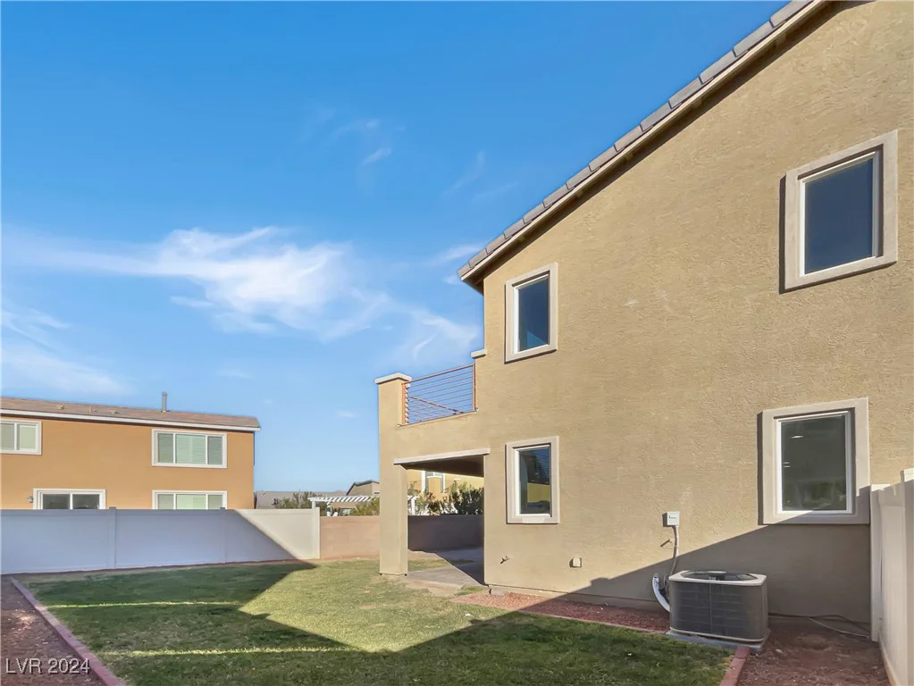 320 Slaters Glen, North Las Vegas, NV 89084