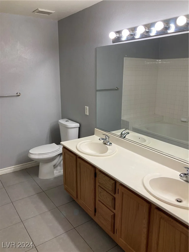 5415 Harmon, Las Vegas, NV 89103