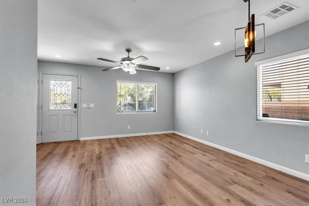 7445 Vernal, Las Vegas, NV 89139