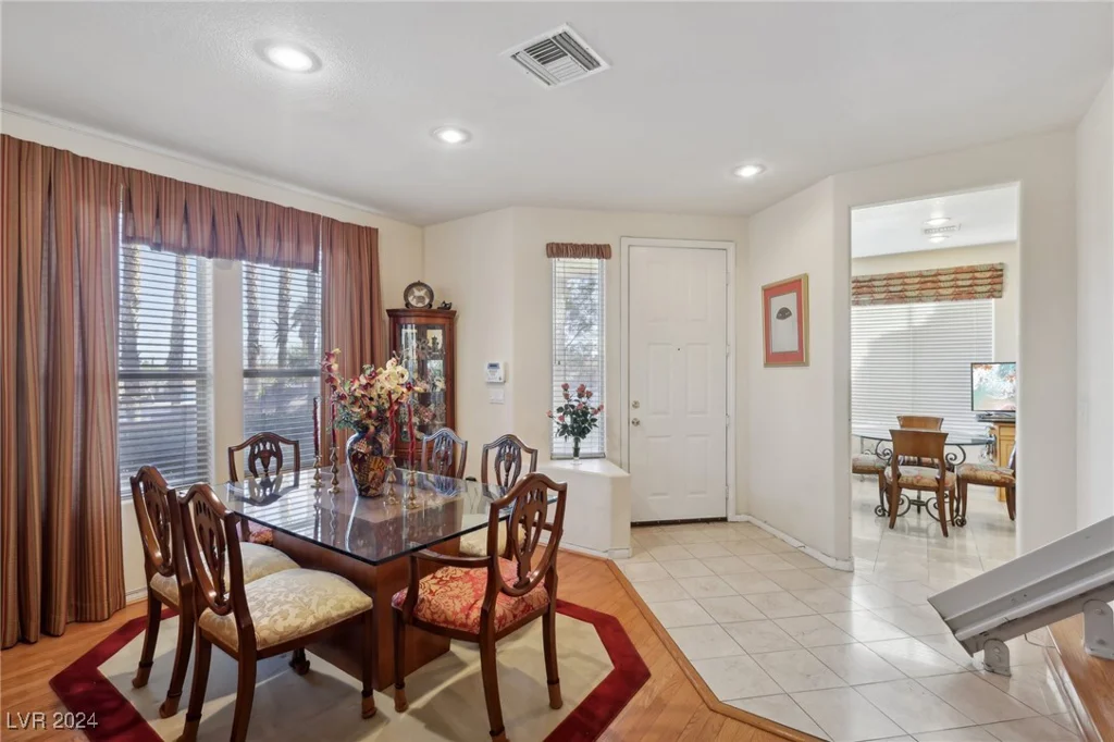 9900 Summer Ash, Las Vegas, NV 89134