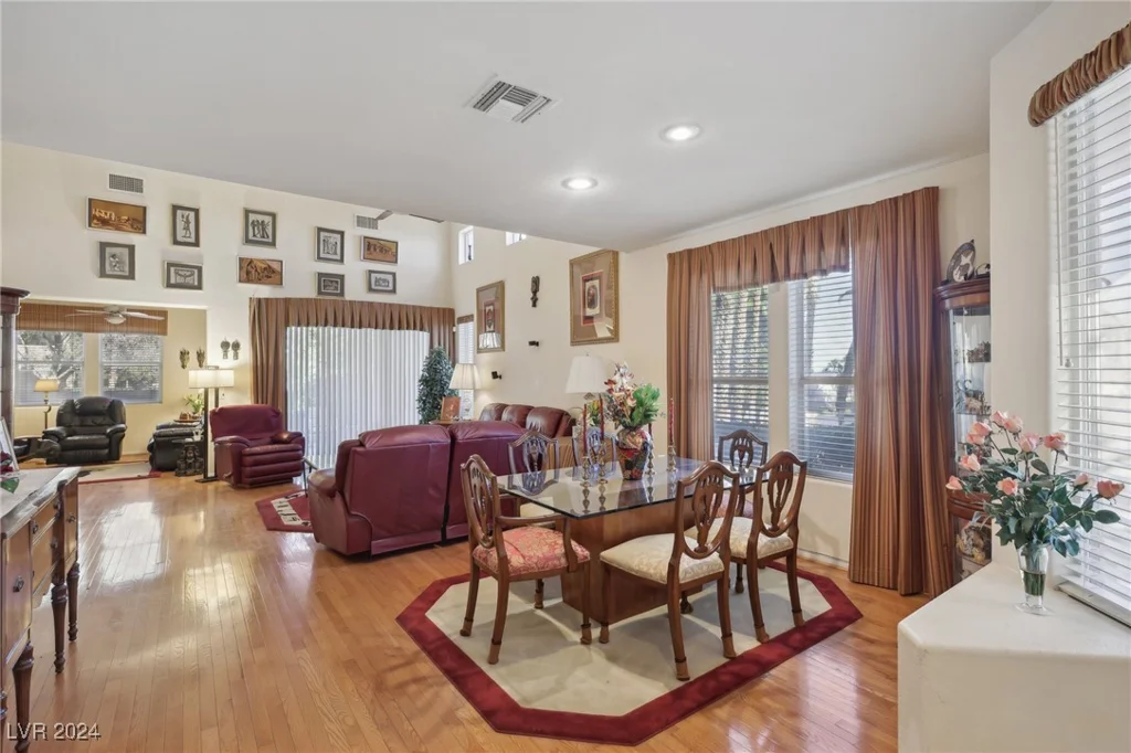 9900 Summer Ash, Las Vegas, NV 89134