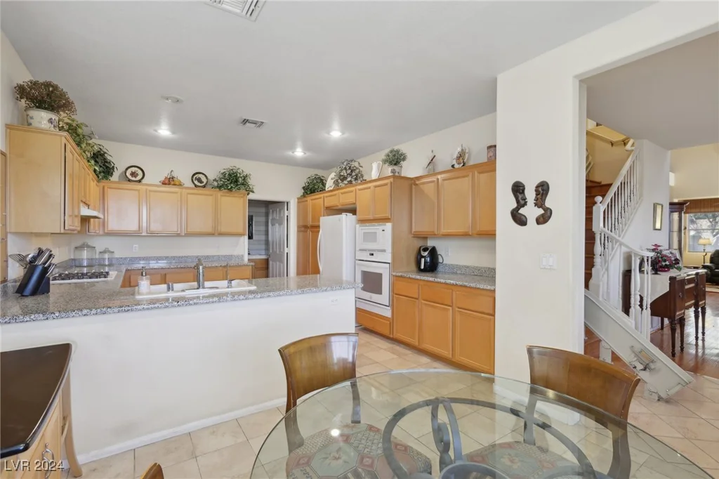 9900 Summer Ash, Las Vegas, NV 89134