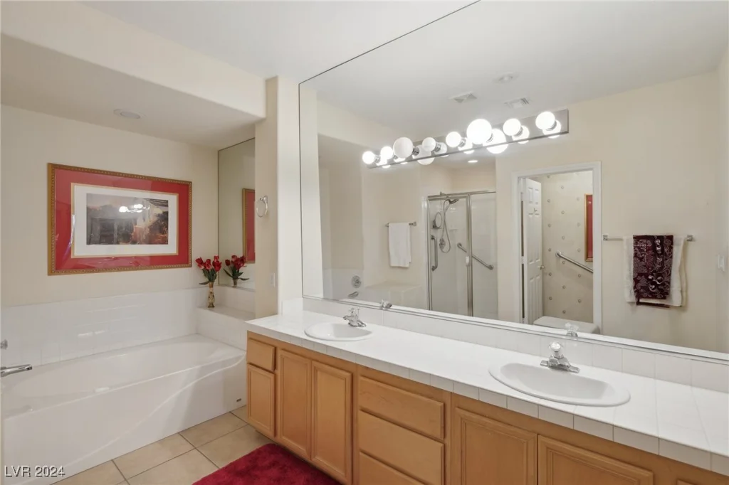 9900 Summer Ash, Las Vegas, NV 89134