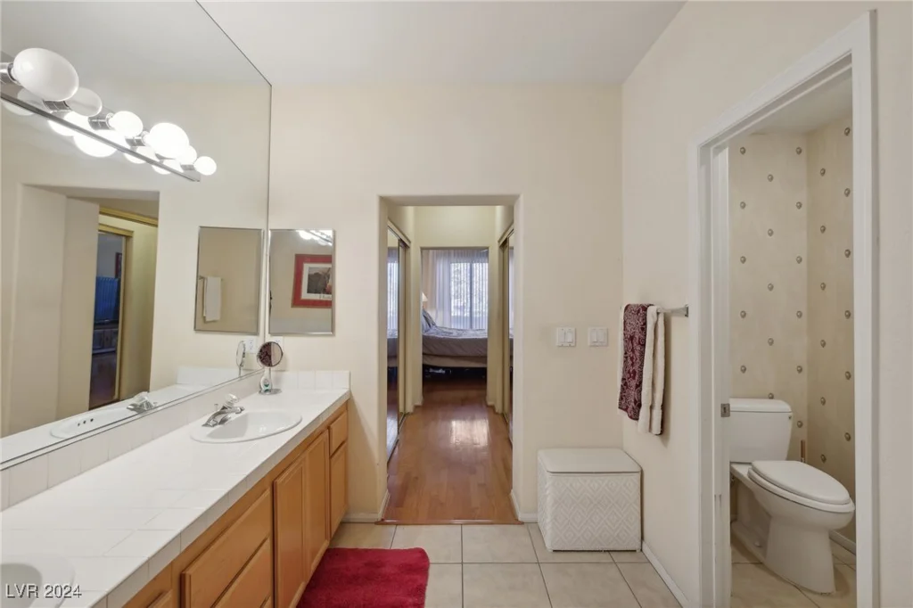 9900 Summer Ash, Las Vegas, NV 89134