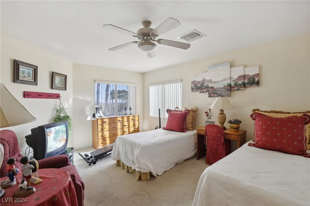 9900 Summer Ash, Las Vegas, NV 89134