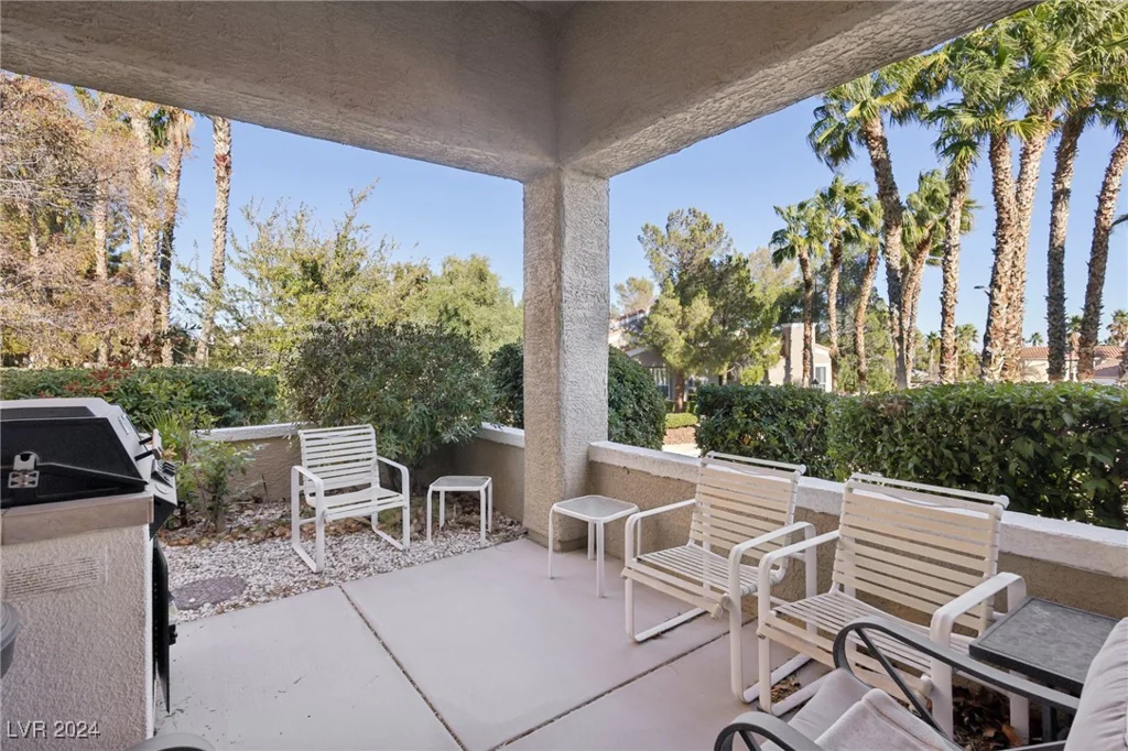 9900 Summer Ash, Las Vegas, NV 89134