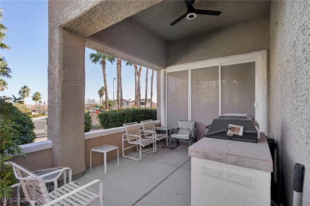 9900 Summer Ash, Las Vegas, NV 89134