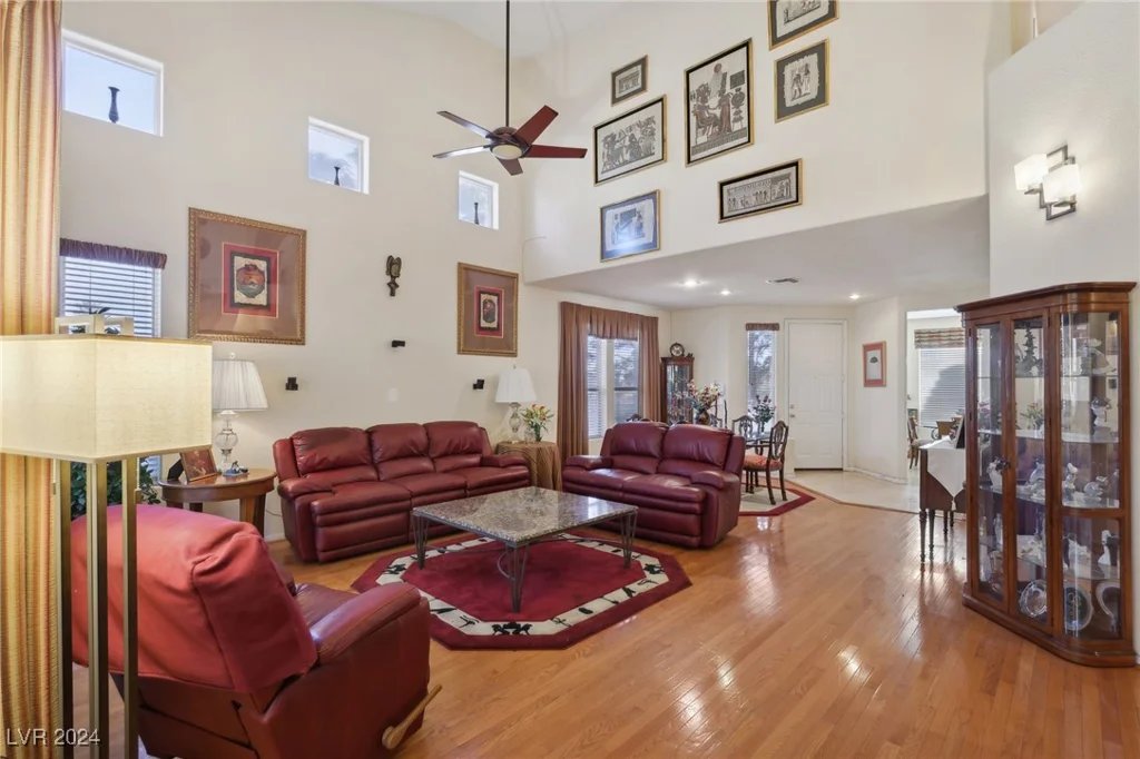 9900 Summer Ash, Las Vegas, NV 89134
