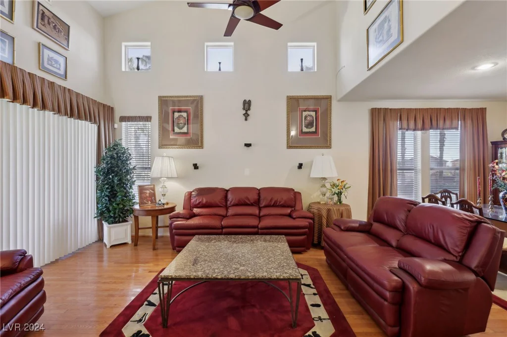 9900 Summer Ash, Las Vegas, NV 89134