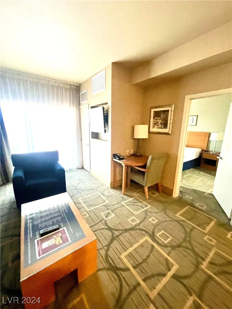 211 Flamingo, Las Vegas, NV 89169