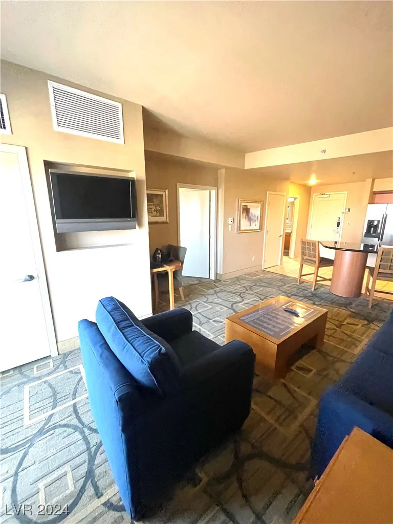 211 Flamingo, Las Vegas, NV 89169