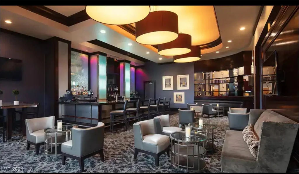 211 Flamingo, Las Vegas, NV 89169