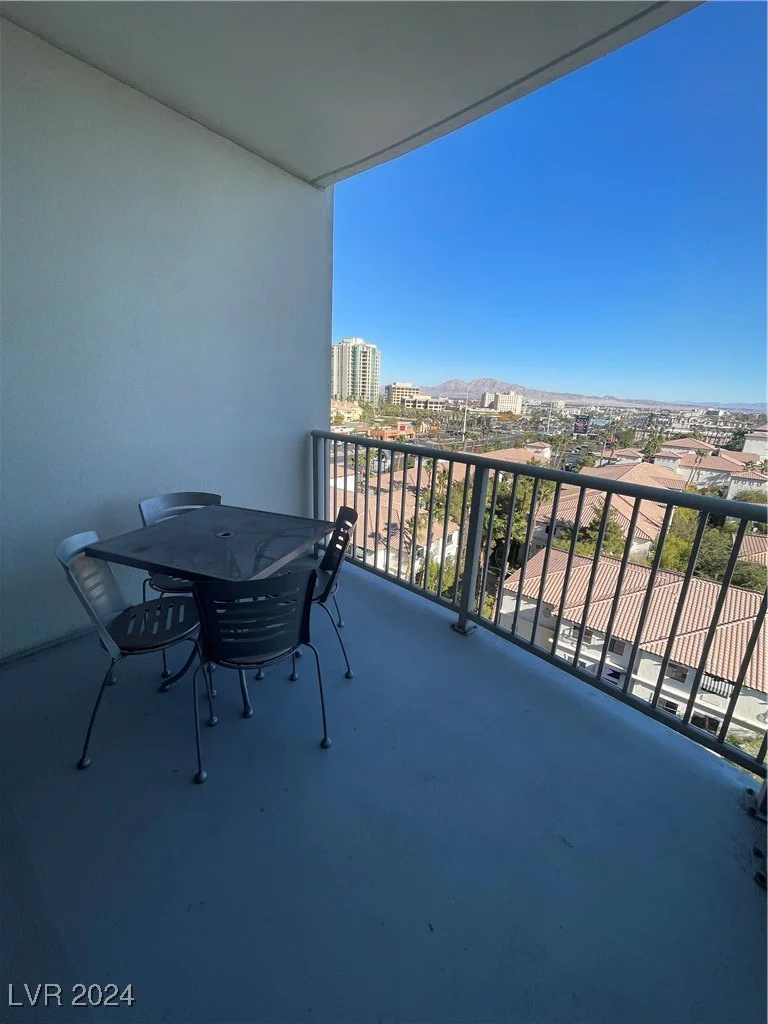 211 Flamingo, Las Vegas, NV 89169