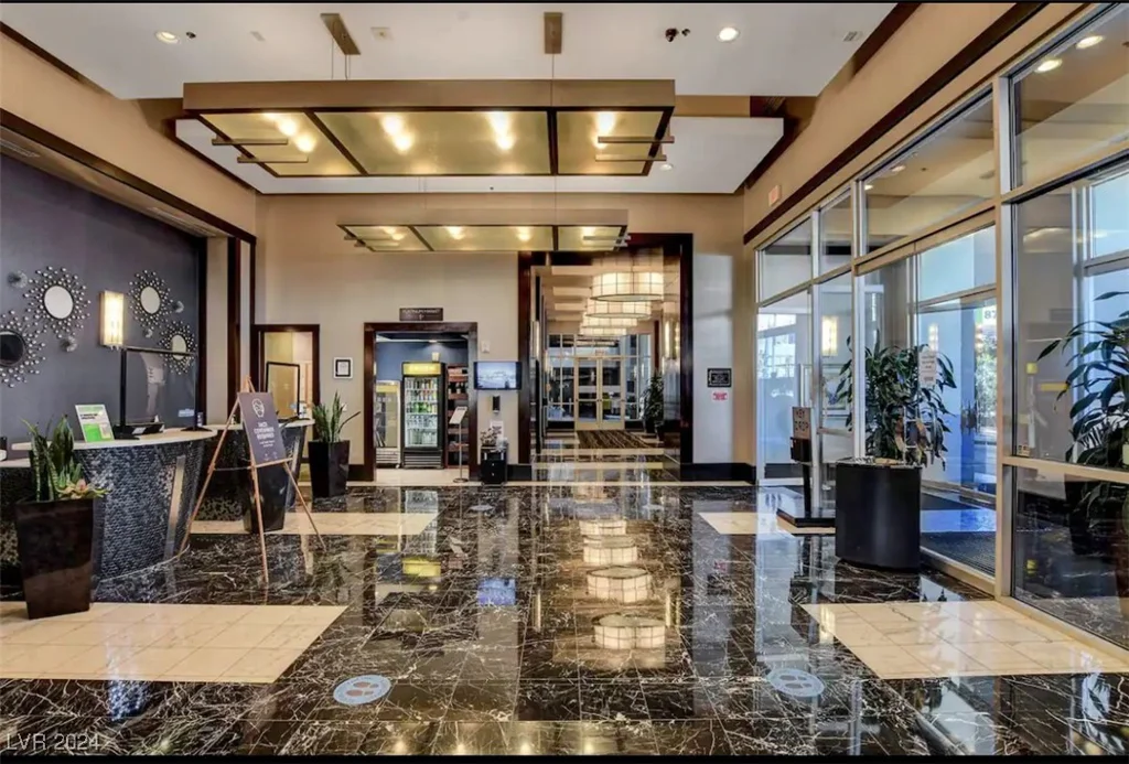 211 Flamingo, Las Vegas, NV 89169